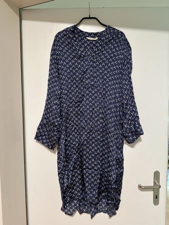 Kleid Odd Molly Grösse 1 blau mit Muster neuwertig