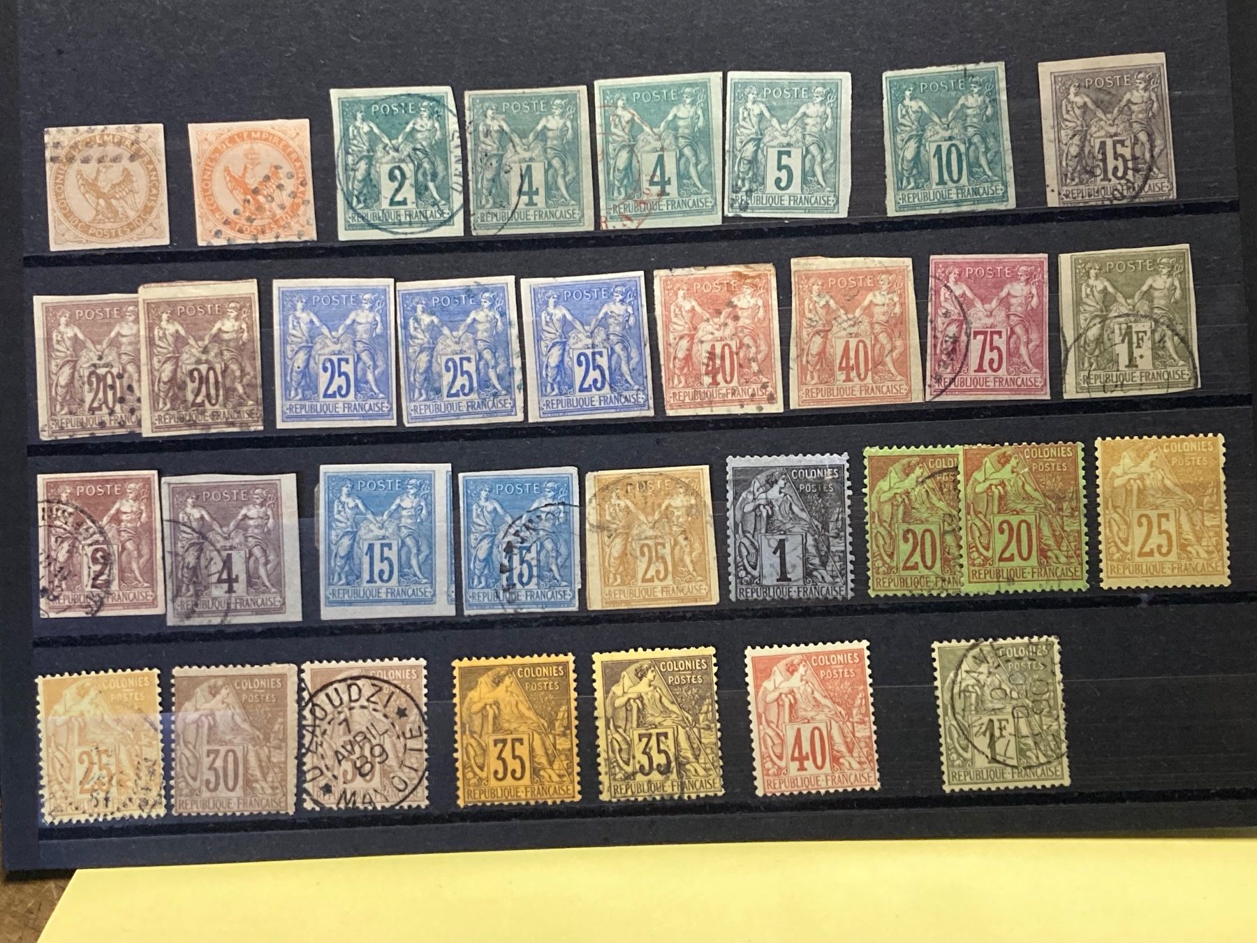 Tutti i francobolli: Konvolut Frankreich Colonies Postes – Usato da Bern venduto da Zauberkoenigin