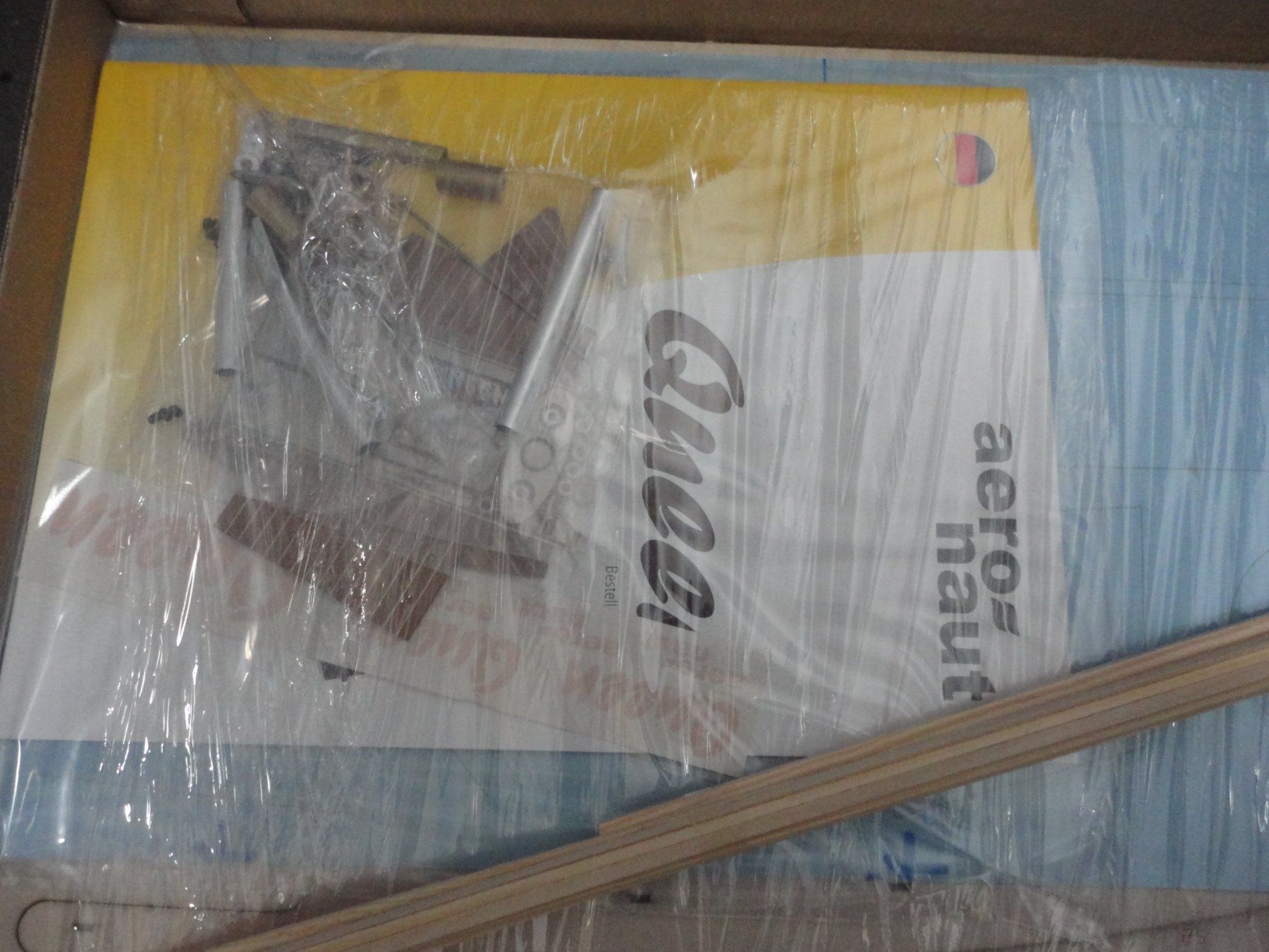 RC Kits de montage: Queen Sportboot Bausatz – Neuf avec emballage d'origine à Horgen par RcModell 4