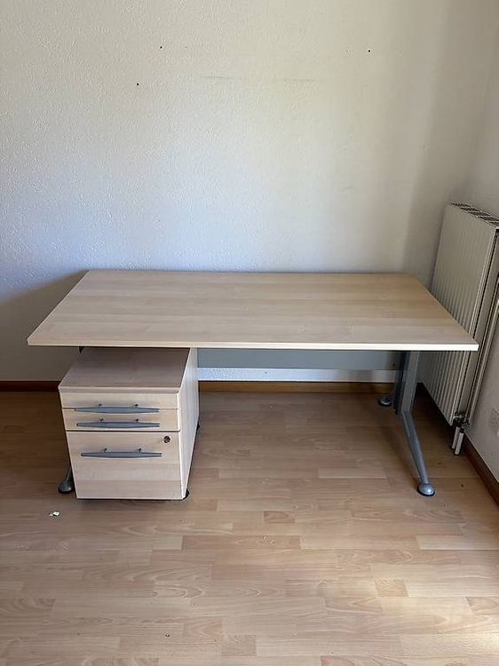 Scrivanie: Schreibtisch  – Usato da Gelterkinden venduto da Piccola8