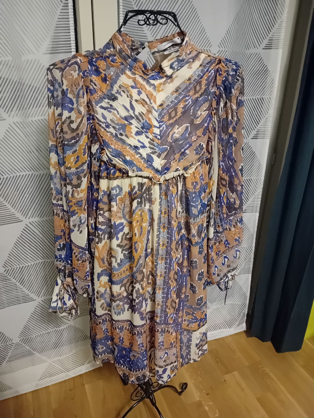 Vestiti: kleid von reserved gr S – Nuovo (secondo la descrizione) da zürich venduto da janjaz