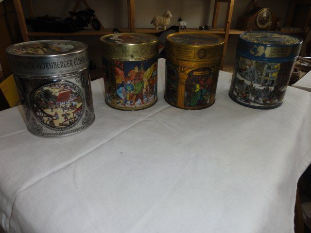 Pots: 8 Nürnberger Blechdosen – D'occasion à Aarau par mahort 2