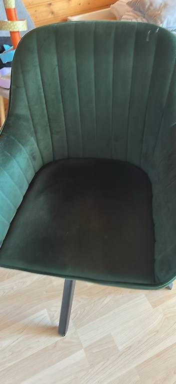Fauteuils: Chaise en velours vert comme neuf – D'occasion à Schmitten FR par MmeCruz 1