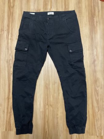 Herren Cargohose schwarz Grösse 36/34 guter Zustand