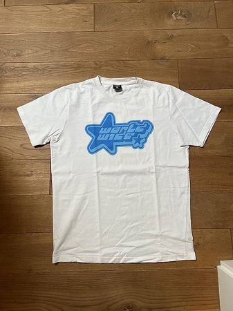 FSBN T-Shirt mit blauem Aufdruck
