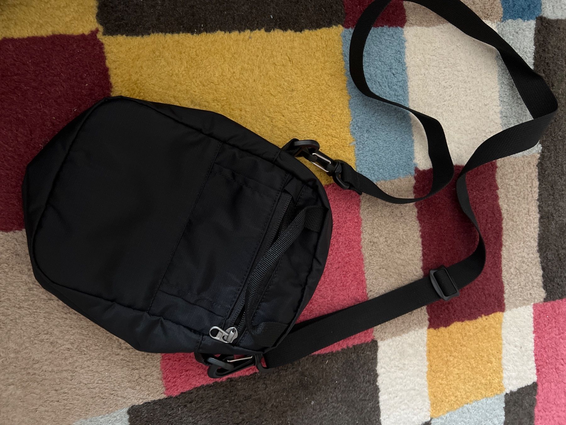 Tatonka Taschen: Tatonka Check In RFID B Umhängetasche – Gebraucht aus Winterthur von britsi 1
