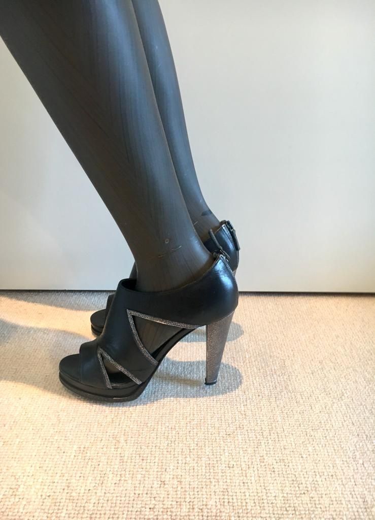 Hugo Boss Scarpe da donna: Boss Orange High Heels, Leder, Gr 38, schwarz/anthrazit – Usato da Dornach venduto da Snow54 1