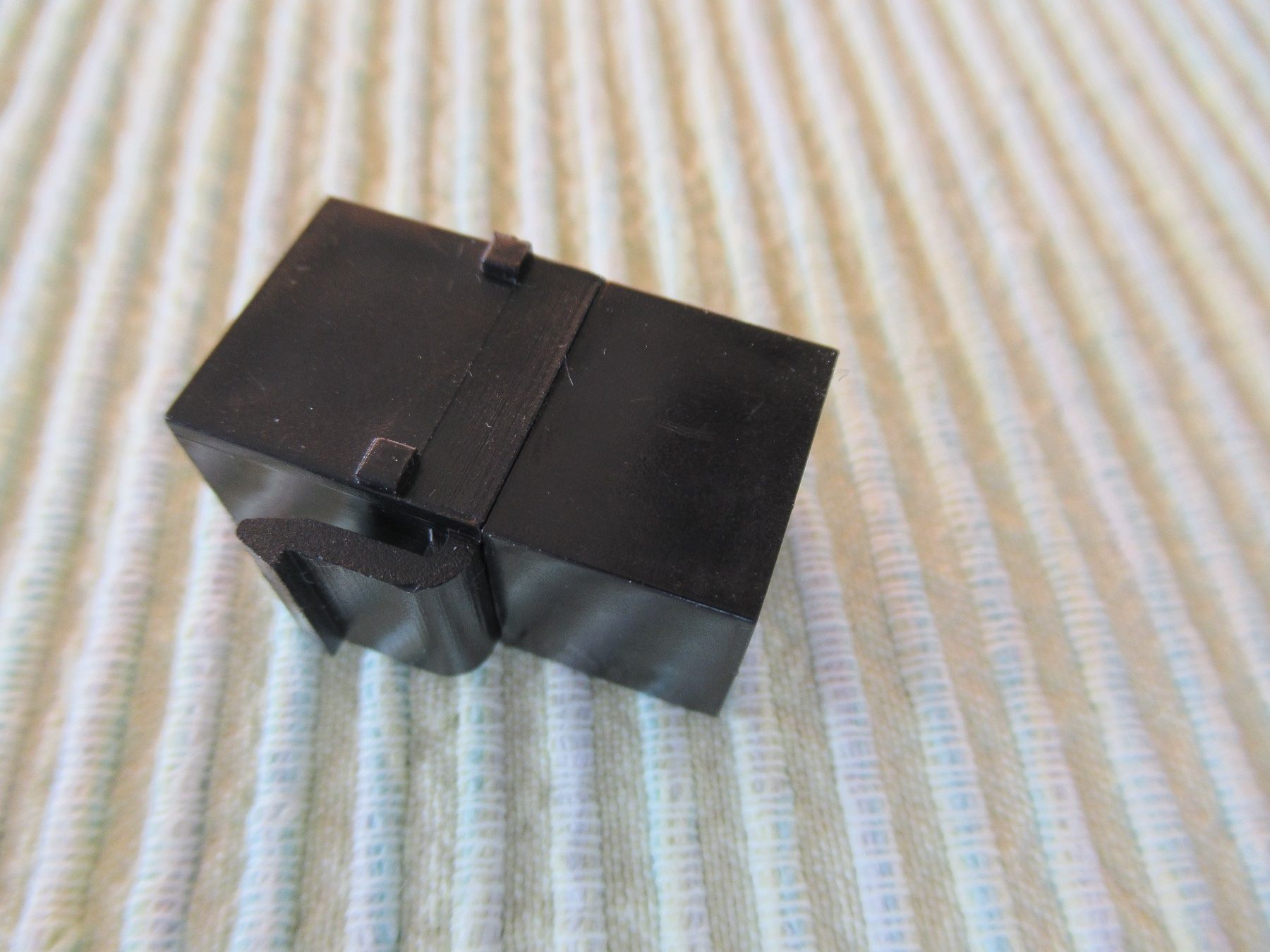 Adapter: HDMI Keystone Modul HDMI Würfel, schwarz – Neu und originalverpackt aus Obergösgen von cairn 2