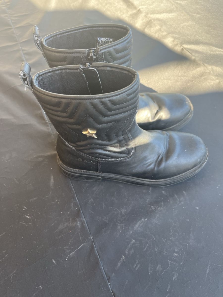 Geox Scarpe per ragazze: GEOX Lederstiefel Gr. 35 – Usato da Brütten venduto da Aerox82 2