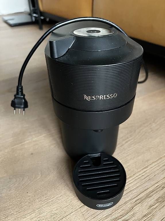 Macchine per caffè & Macchine per espresso: Nespresso Vertuo Pop - neuwertig – Usato da Uetikon am See venduto da Lexiklexi