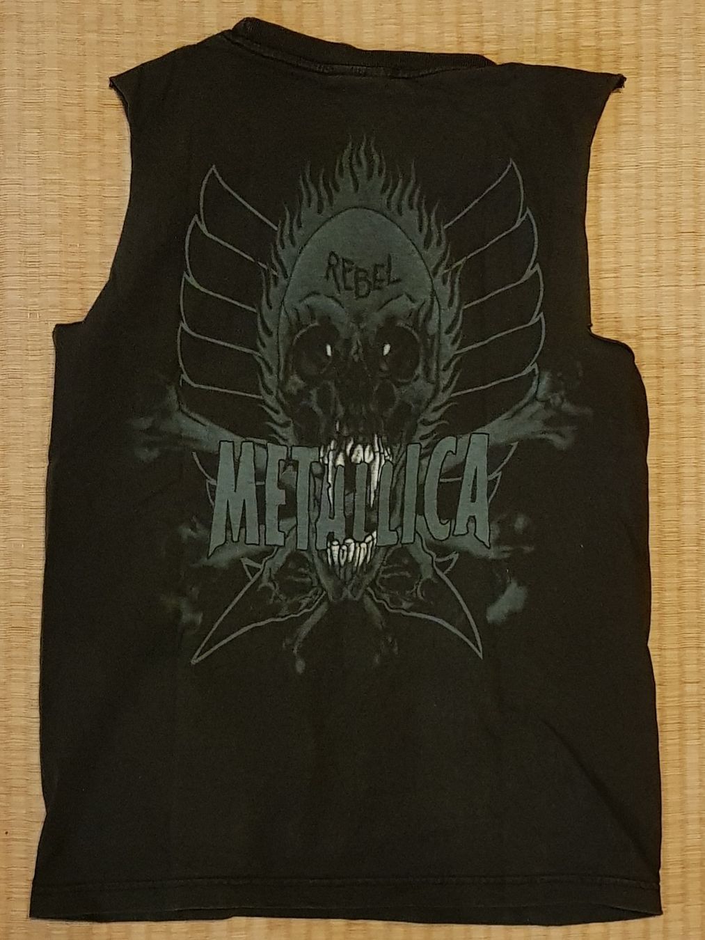 Metallica T-shirt: Tshirt Metallica vintage – Usato da Monte Carasso venduto da arn_dime 1