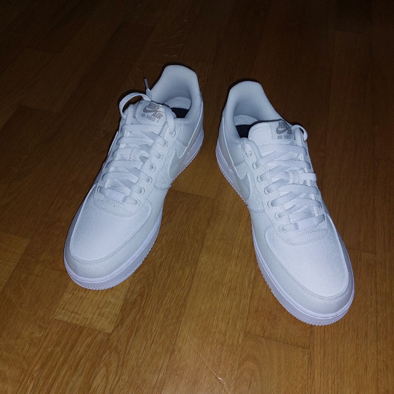 Nike Scarpe da uomo: Nike Air Force 1 Canvas Gr.43 – Nuovo e nell'imballaggio originale da Schenkon venduto da 1996234 3