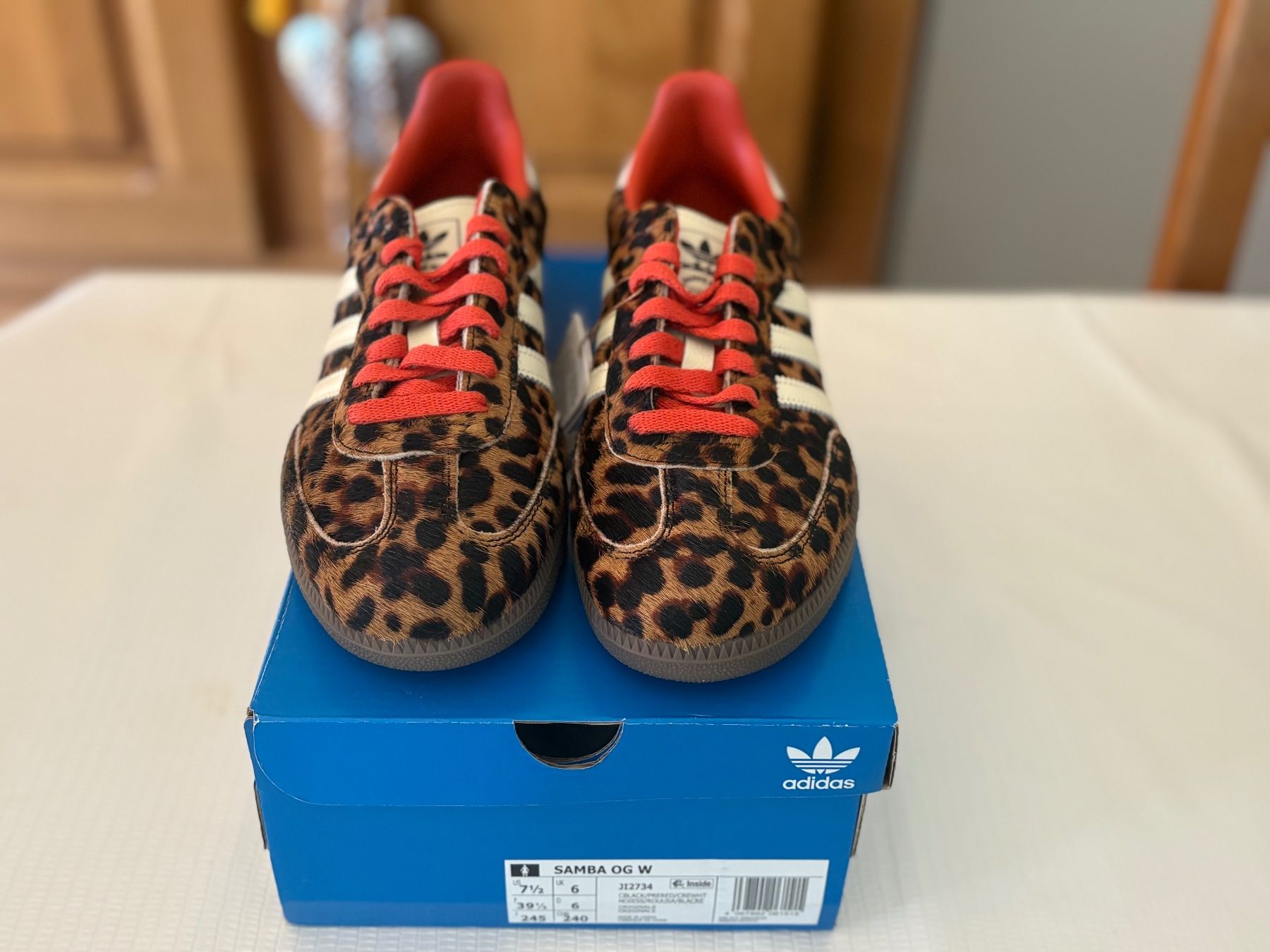 Adidas Scarpe da donna: Adidas samba leopard taille 39 neuve avec box – Usato da La Tour-de-Trême venduto da ben_kn6s 2