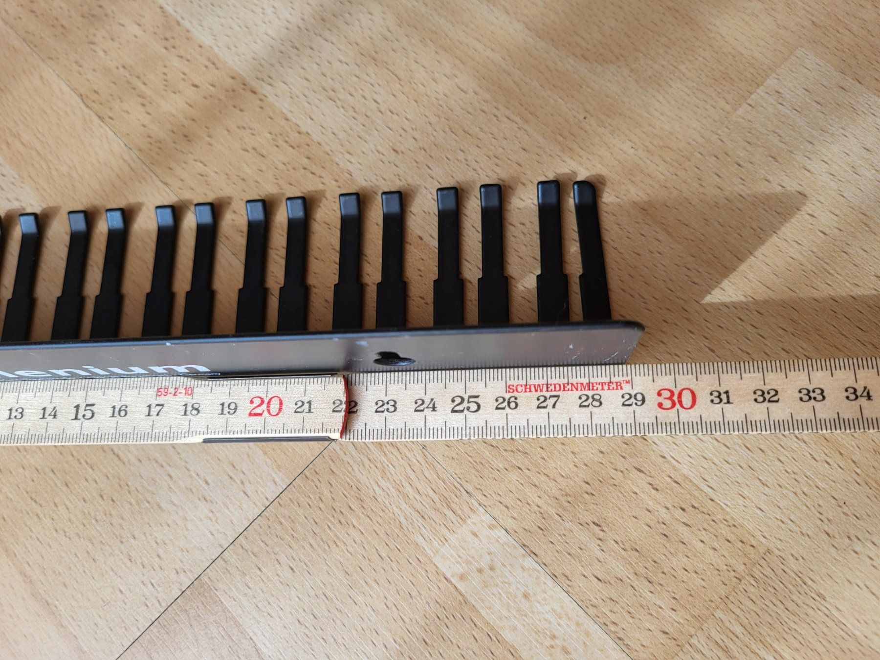 Altro Materiale elettrico: Millenium Cable Holder – Usato da Eggiwil venduto da kariiina 2