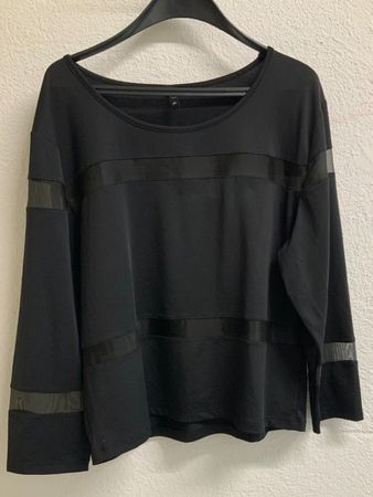 Damen Bluse schwarz mit Netzstoff Grösse S/M neu