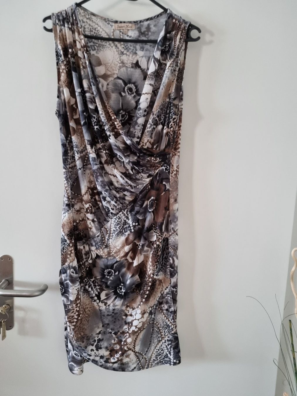 Vestiti: Kleid Gr. L – Usato da Thalwil venduto da Coco2025