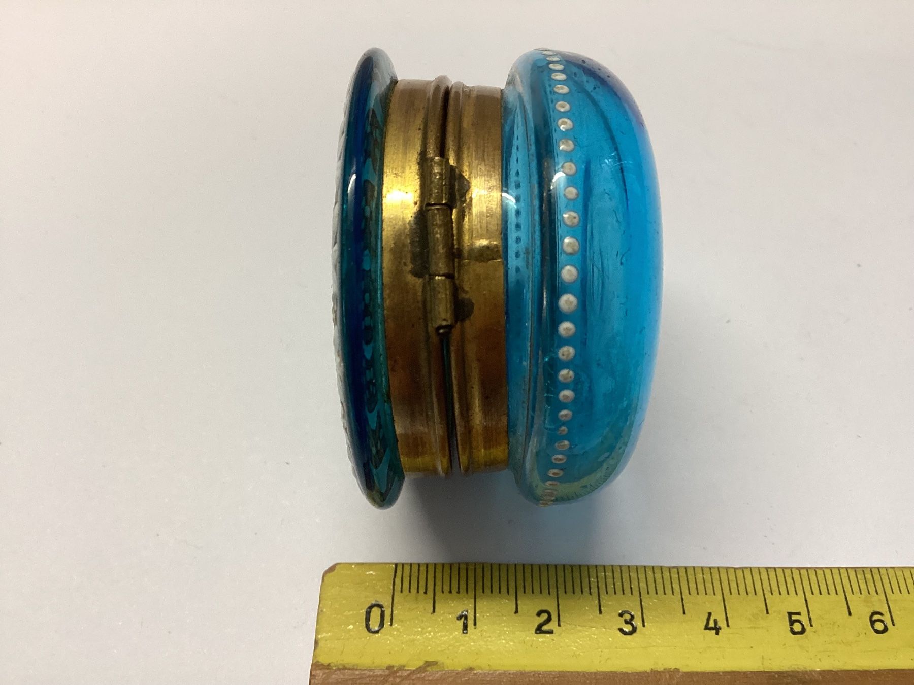 Gläser: Antike runde  böhmische Glas, Schmuckdose, Emaillemalerei – Gebraucht aus Eglisau von mar_5rn2 2