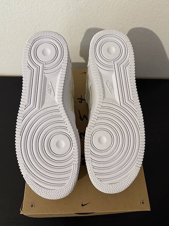 Scarpe da uomo: Nike Air Force 1 TYPE – Usato da Ostermundigen venduto da joh_p2q7 3