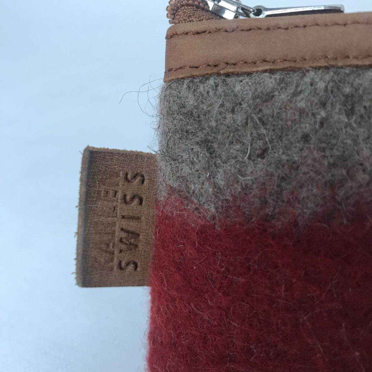 Taschen: Karlen Swiss Wool Pouch – Neu (gemäss Beschreibung) aus Ecublens VD von staceys.stuff 2