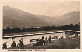 Vaduz Waldhotel Waldschwimmbad belebt