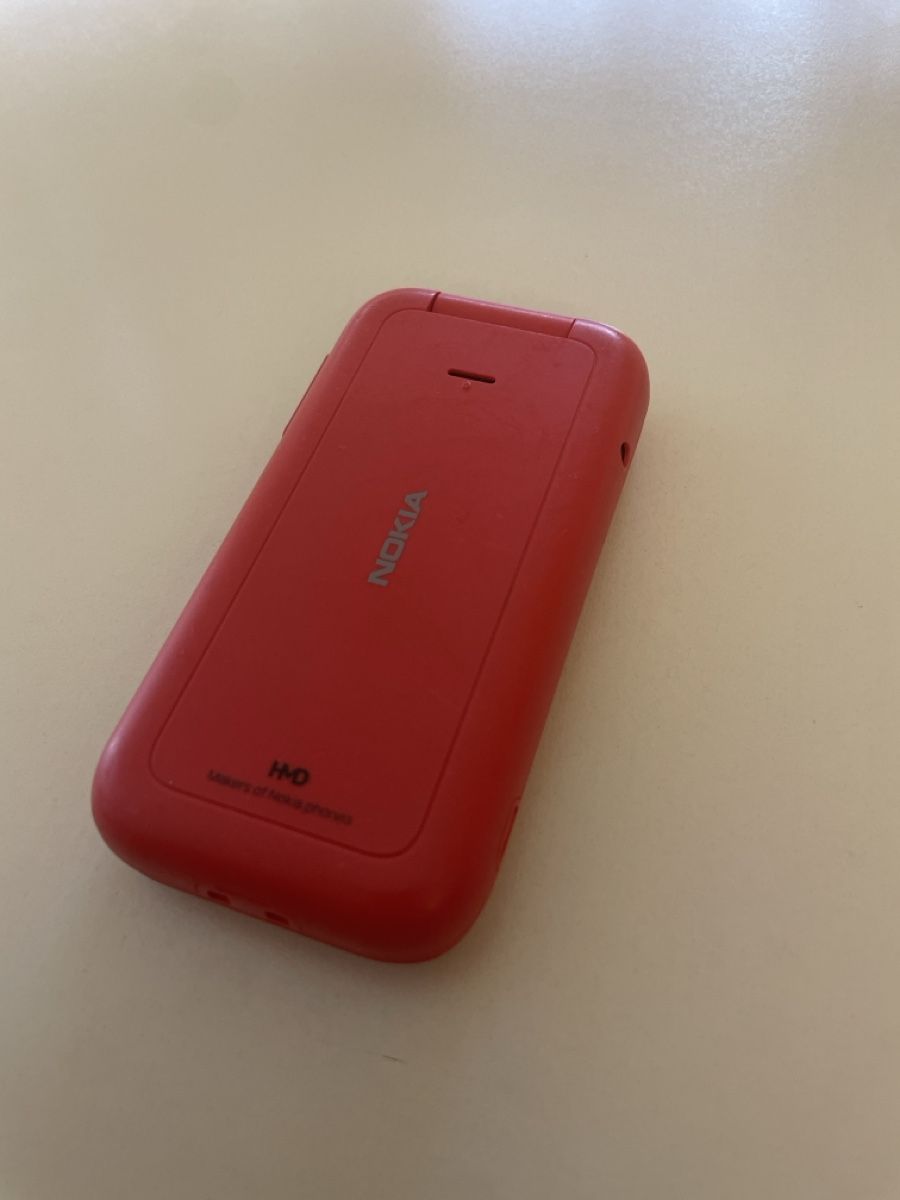 Nokia Portables: Nokia 2660  – D'occasion à Uvrier par SzymonClivaz 2