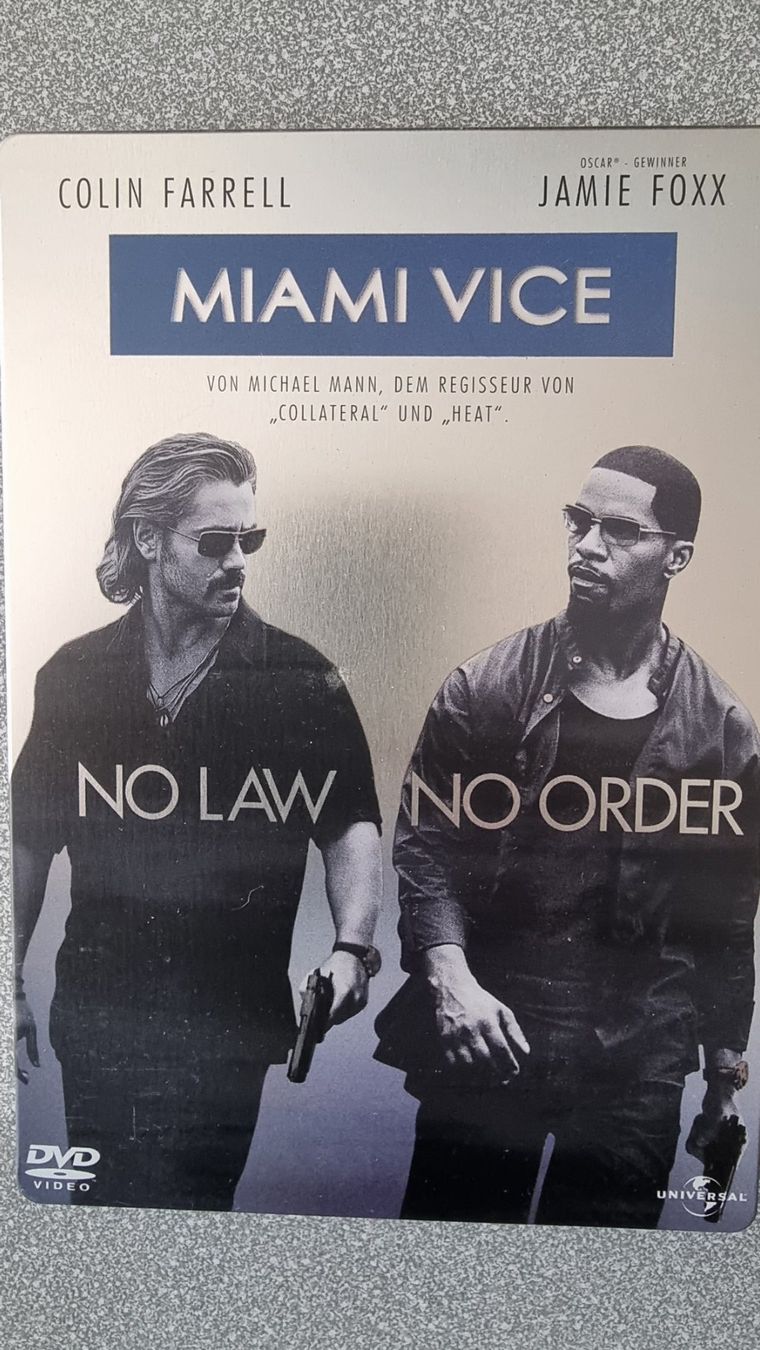 Tutti i DVDs: DVD Miami Vice / Steelbook – Usato da Oetwil am See venduto da fineli2