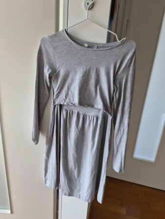 Kleid mit Stillfunktion