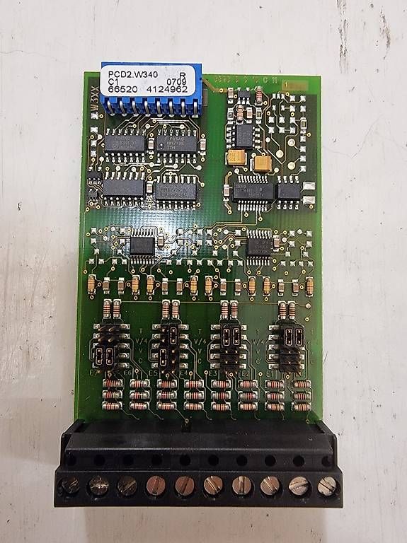 Sistema di controllo: SAIA-BURGESS Analoges Eingangsmodul PCD2.W340 – Usato da Affoltern am Albis venduto da cveco