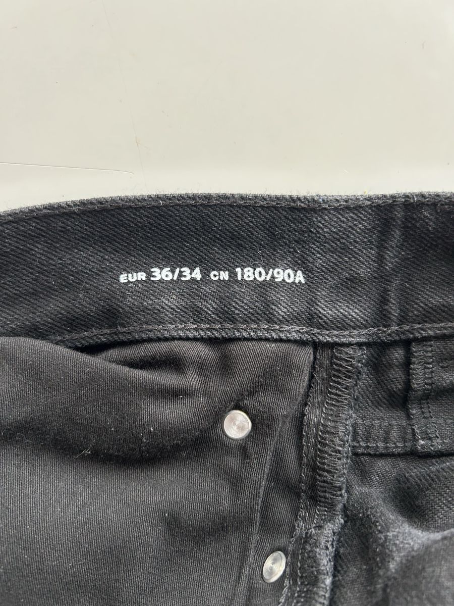 Jeans: ARKET Loose Jeans, Schwarz, Gr. 36/34 – Usato da Zürich venduto da jac_7g6c 2