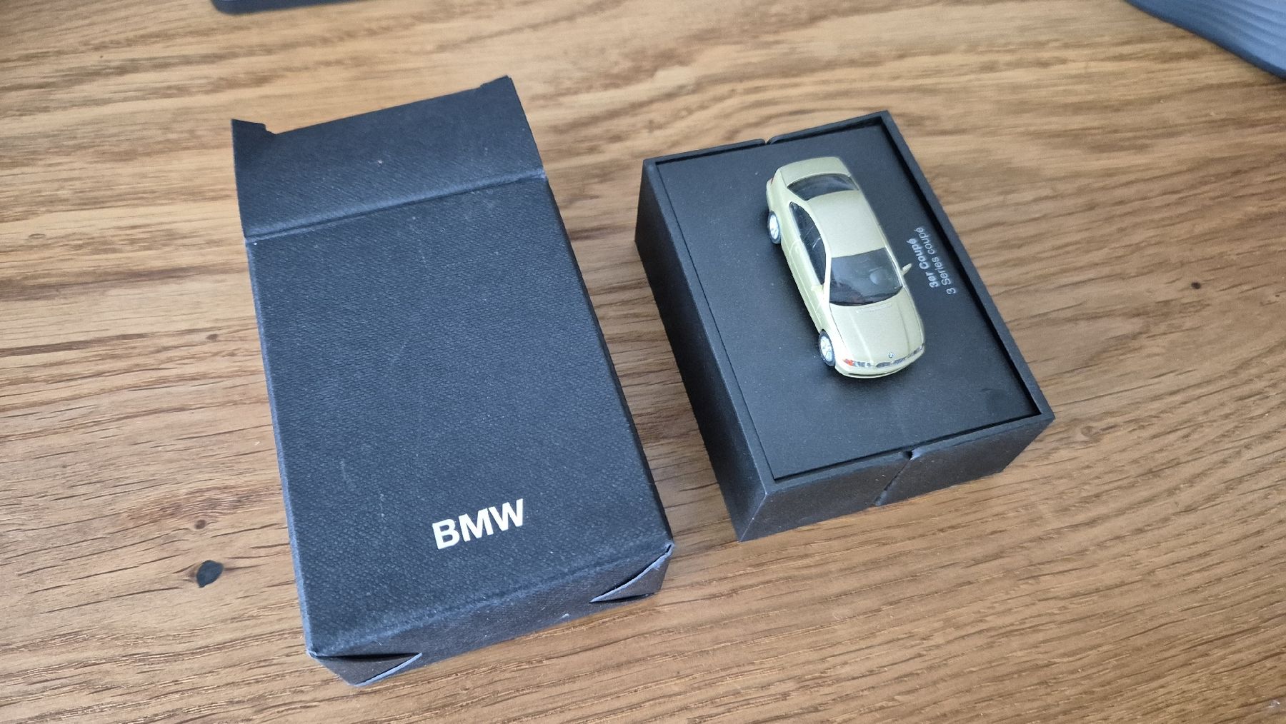 Voitures modèles: Modellauto 1:87 BMW 3er Coupé – D'occasion à Liebefeld par Pacem 4