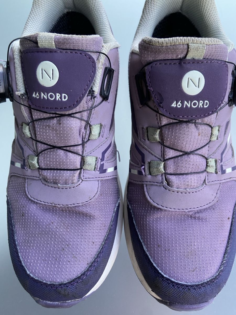 46 Nord Scarpe per ragazze: 46 Nord Trekkingschuhe 38, waterproof  – Usato da Luzern venduto da Nordischkind 1