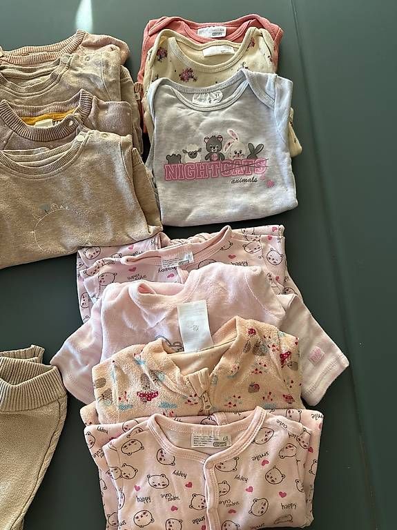 Lotti & Set di vestiti: Mädchen Babykleider Box Gr 62-68 – Usato da Hirzel venduto da IJ8810 4