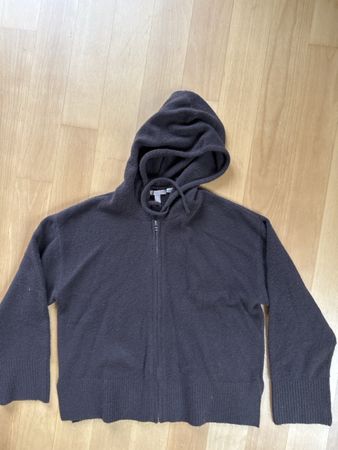 Warmer H&M Hoodie, Top Zustand, ideal für den Herbst!