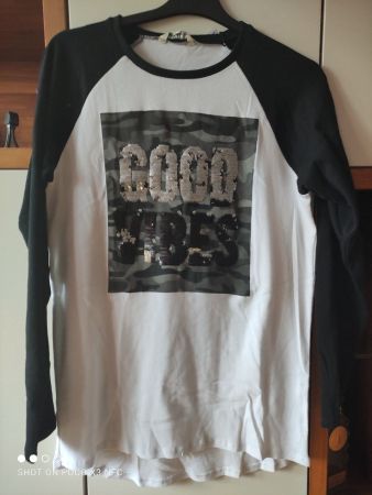 Sehr schöne langärmige Shirts von Review