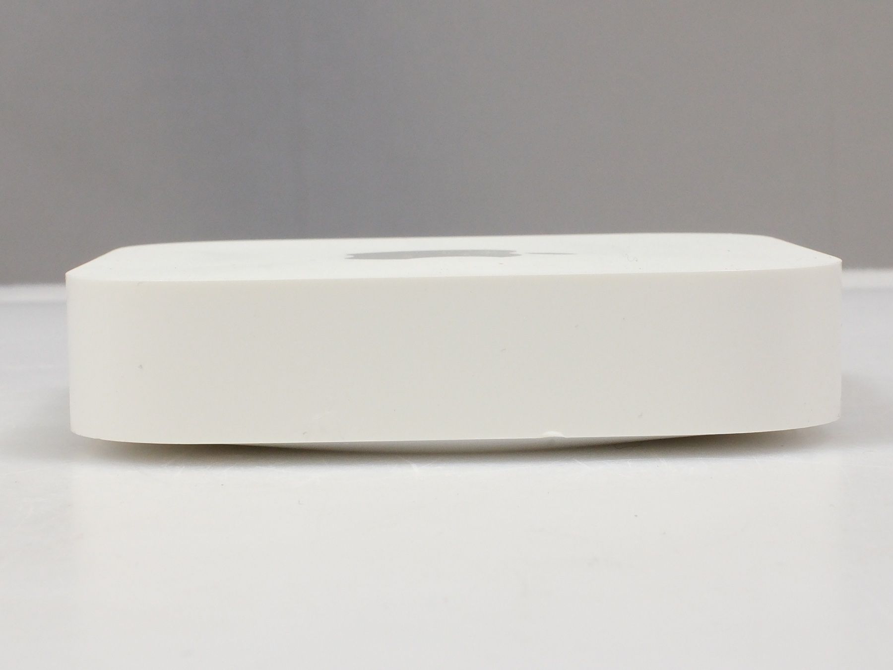 Apple Modem & Router: APPLE AIRPORT EXPRESS Model A1392 (2nd Generation), #4 – Usato da Lobsigen venduto da Markus_Haenggi_Bern 4