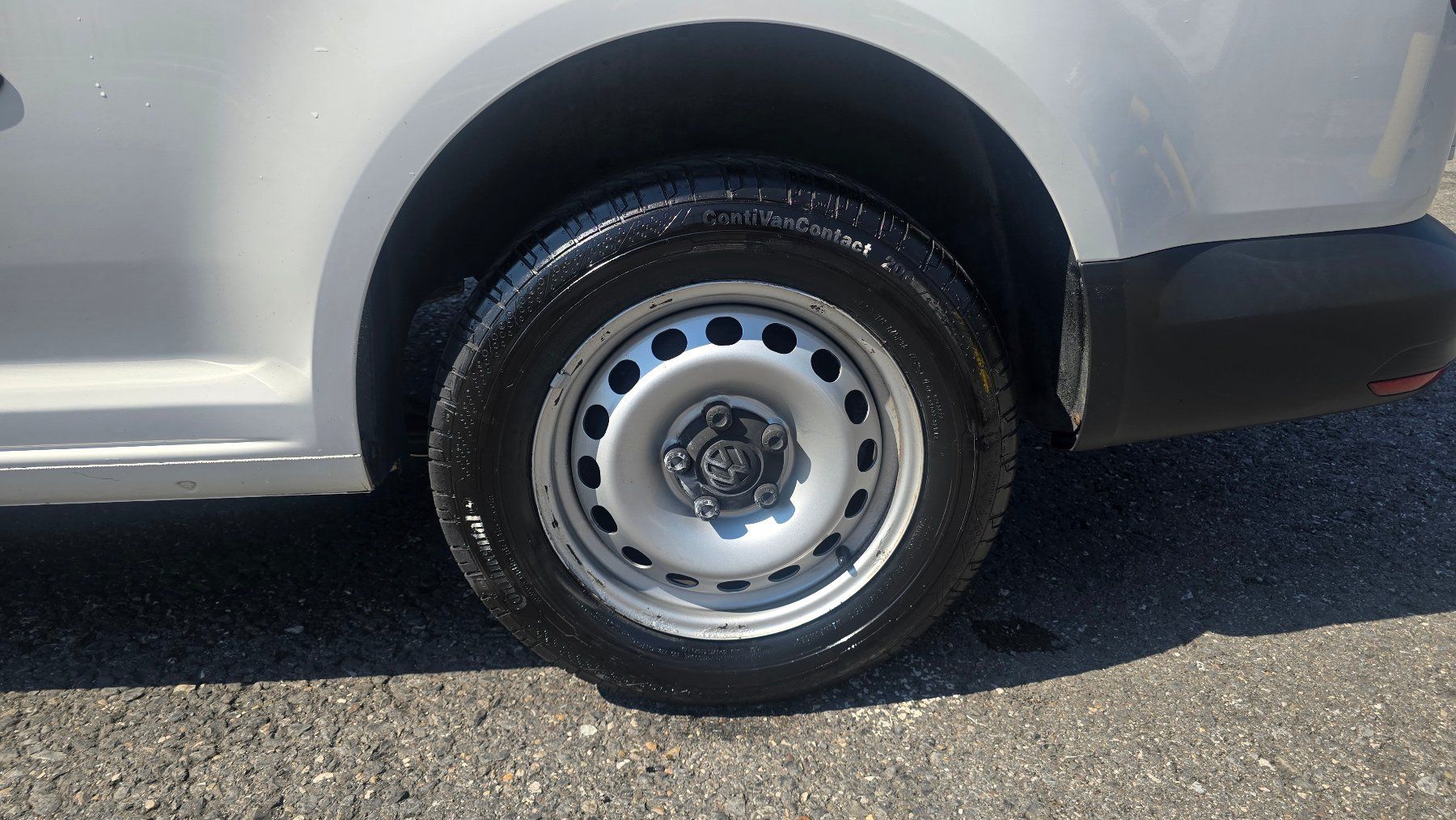 VW Veicoli commerciali: VW CADDY 2.0 TDI ab MFK – Usato da Emmenbrücke venduto da meu_2j8p 5
