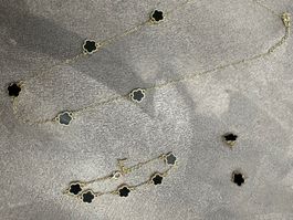 Elegantes Schmuckset mit Kleeblatt-Motiv