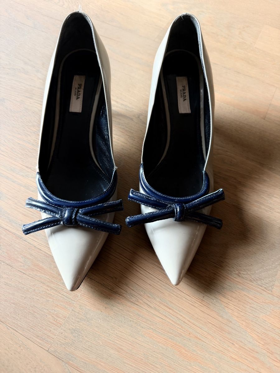Prada Damenschuhe: Prada Damenschuhe Gr. 37.5 – Gebraucht aus Zug von Krokolila