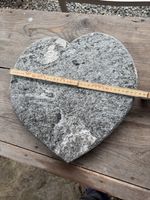 Deko Herz aus Stein 38 cm breit grau guter Zustand