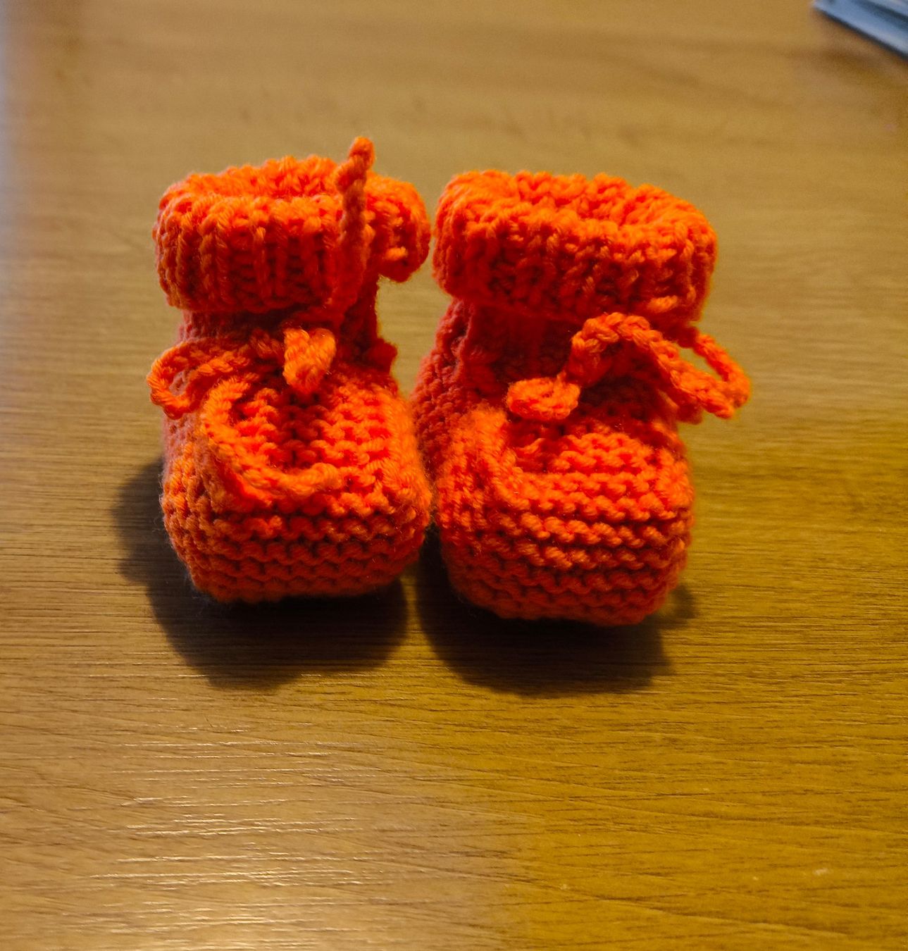 Bambole: Puppenschuhe gestrickt Neu – Nuovo (secondo la descrizione) da Kriessern venduto da Dandy60