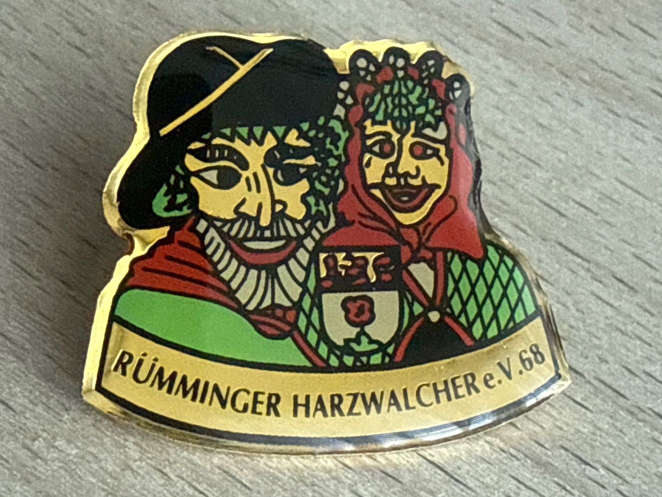 Plaketten & Abzeichen: Pin Rümminger Harzwalcher e.V.68 – Gebraucht aus Glattbrugg von Schweigmatt