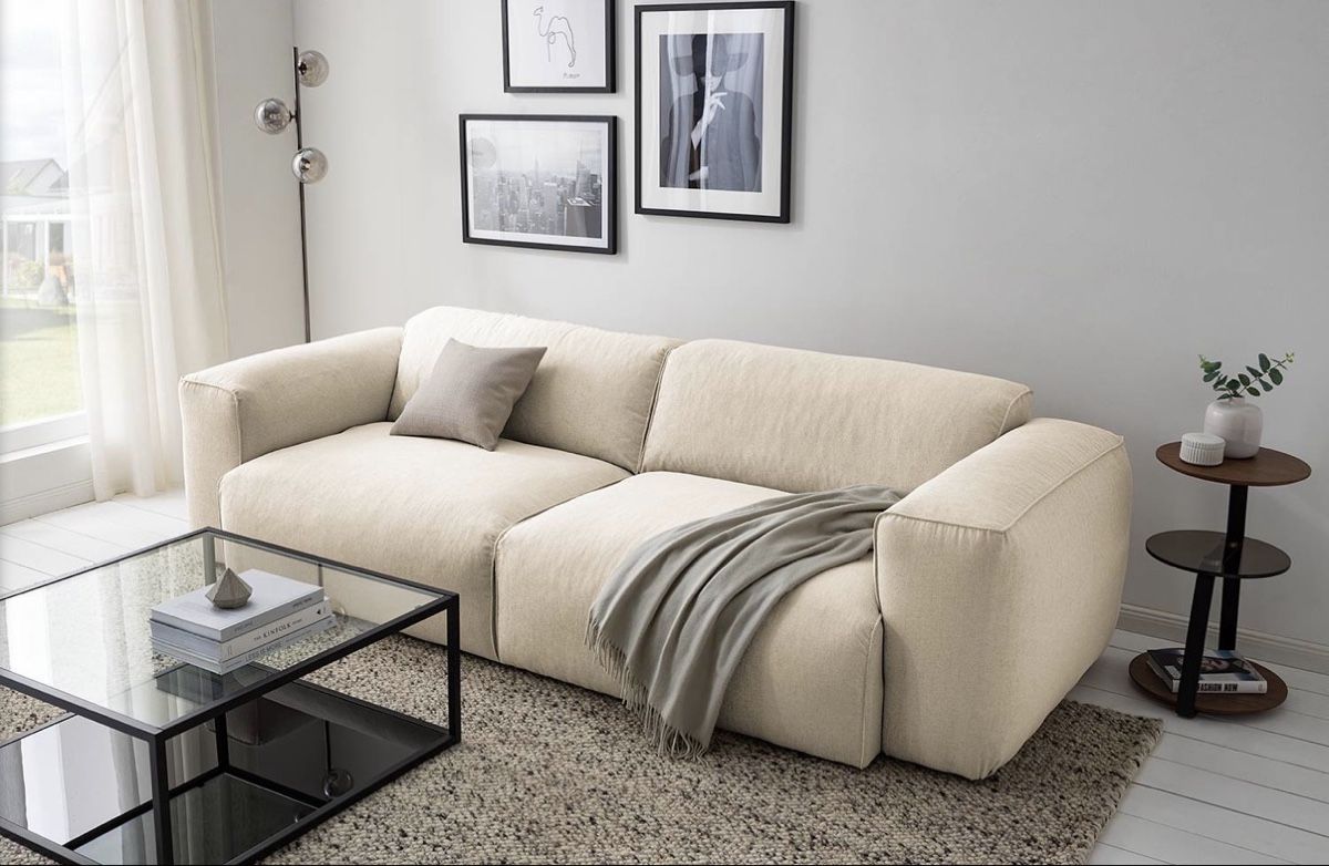 Divani: 3 seater beige sofa – Usato da Luzern venduto da tat_8tvl 5
