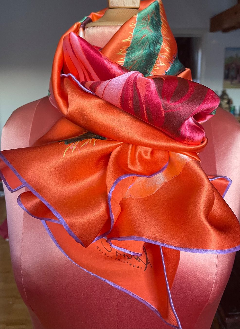 Fabric Frontline Foulards, Tücher & Schals: Schal Fabric Frontline – Neu (gemäss Beschreibung) aus Zürich von Poppy108 1