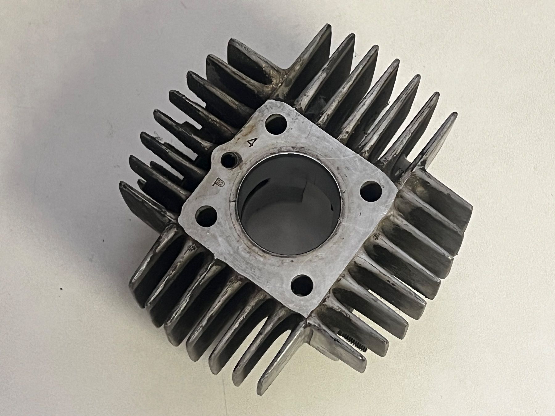 Puch Parti ricambio per ciclomotori: Puch Maxi E50 Zylinder 38mm CH12 original – Usato da Steffisburg venduto da FlorianJohner 3