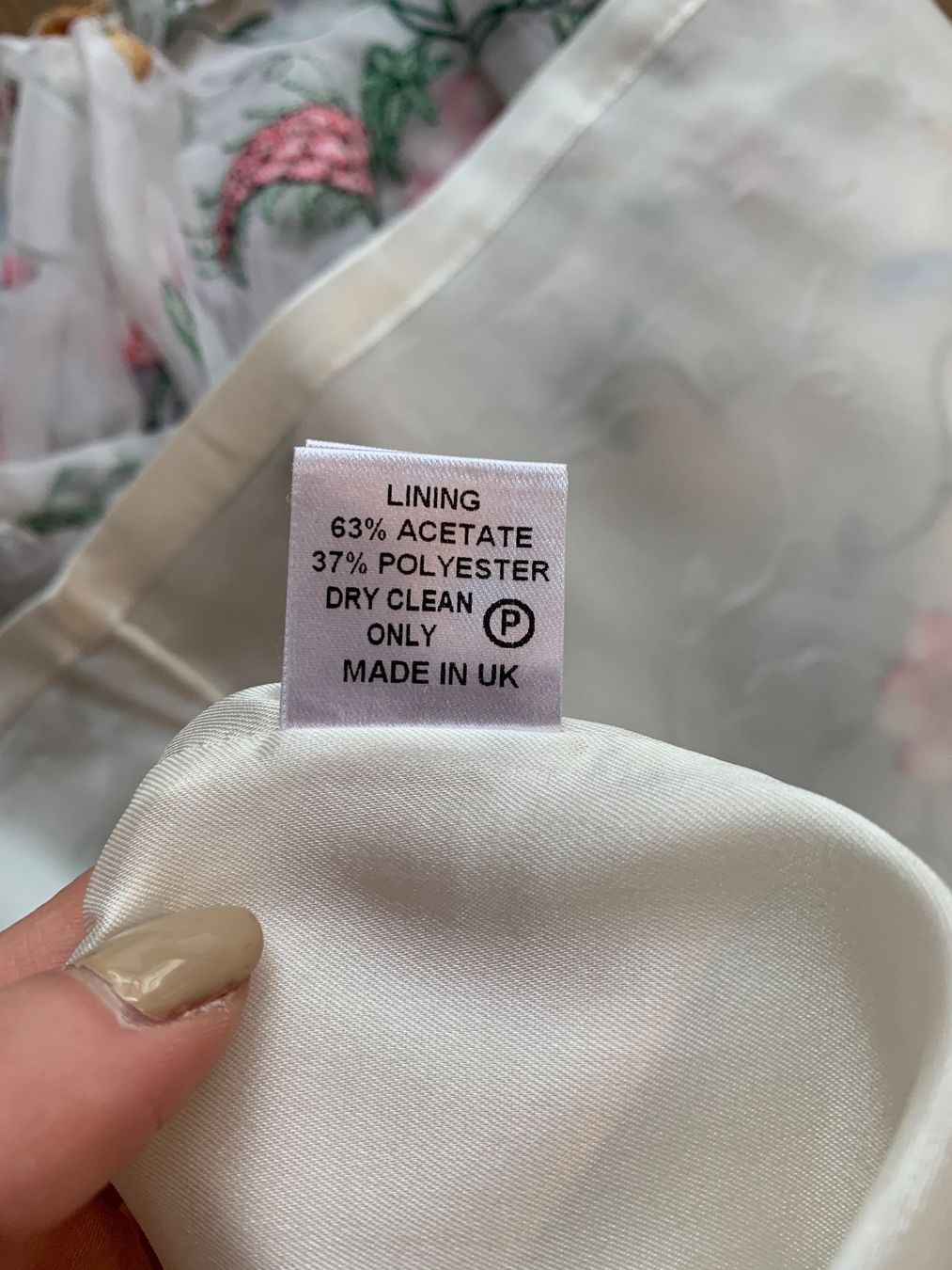Vestiti: Kleid aus Seide – Nuovo (secondo la descrizione) da Muttenz venduto da sim_k77n 6