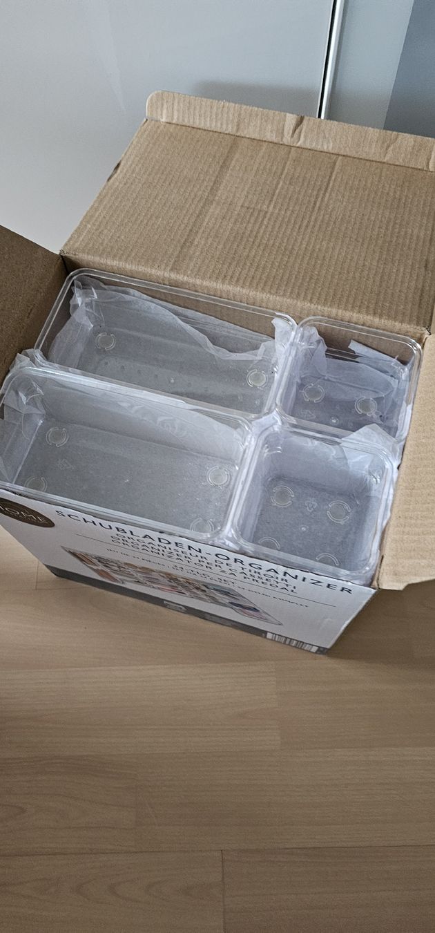 Contenitori edile: Schubladen Organizer 24 Tlg. set – Usato da Bad Ragaz venduto da Fai_hg8t 2