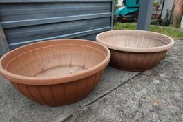 2x Blumentöpfe Blumenschalen gross gebraucht