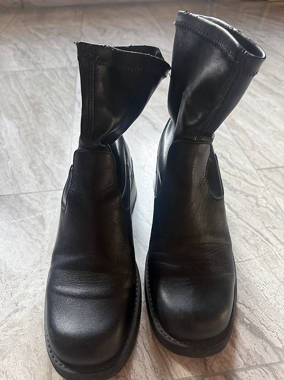 Herrenschuhe: E8 Miista square toe black boot EUR 40 – Gebraucht aus Zürich von Aes_1290 3