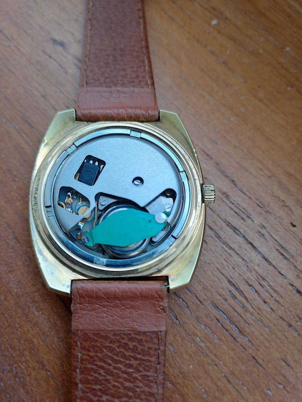 Zenith Orologi: Zenit Quarz Vintage – Usato da La Neuveville venduto da austinpowers70 4