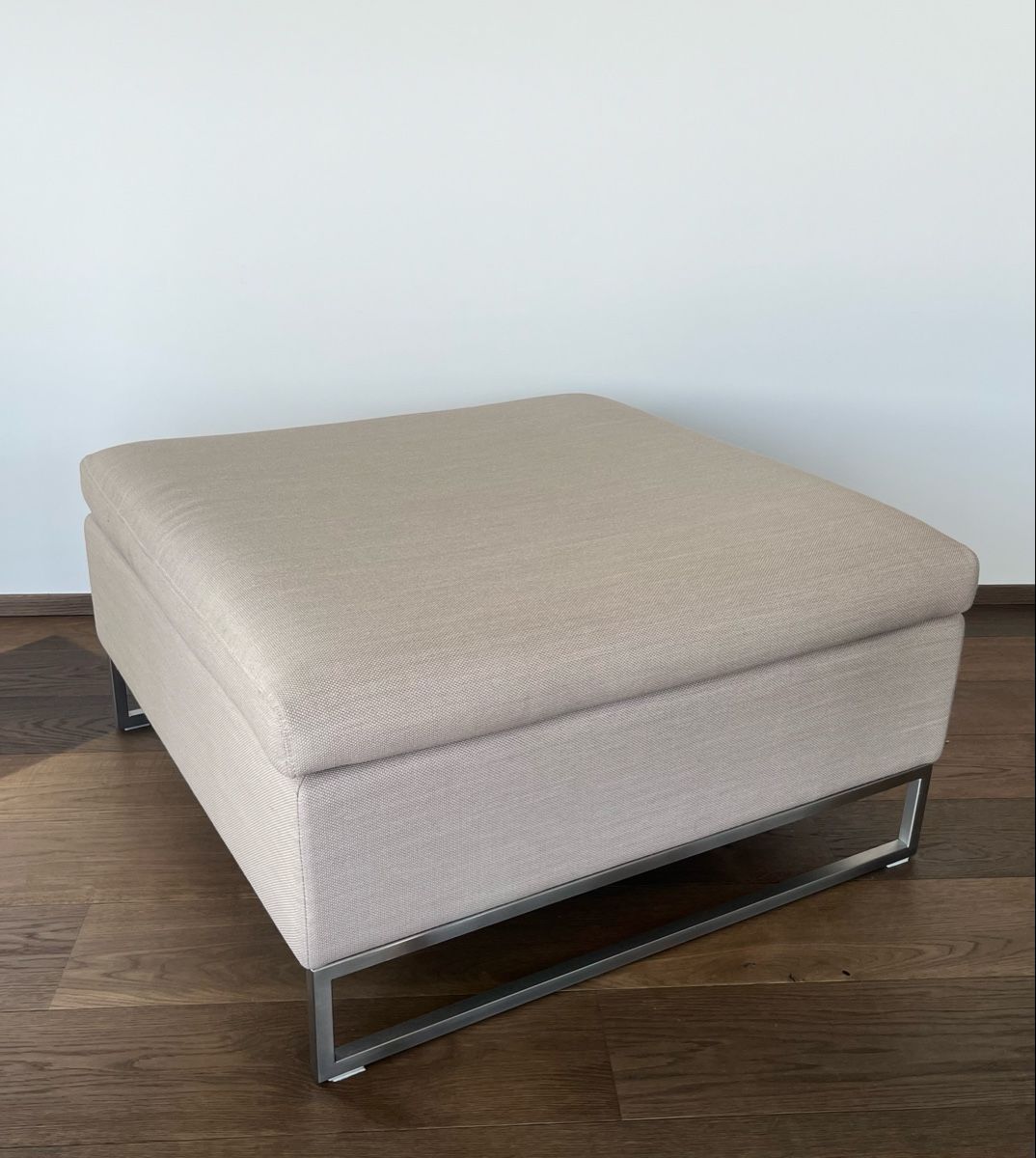 Intertime Tabourets: BEIGER POLSTERHOCKER INTERTIME – Neuf (Voir description) à Abtwil SG par chi_by5x